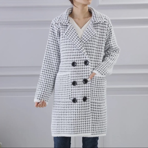 POSH LIVE LISTING EUROPEAN DESIGNER STYLE COCO BUTTON LONG JACKET - Picture 2 of 4